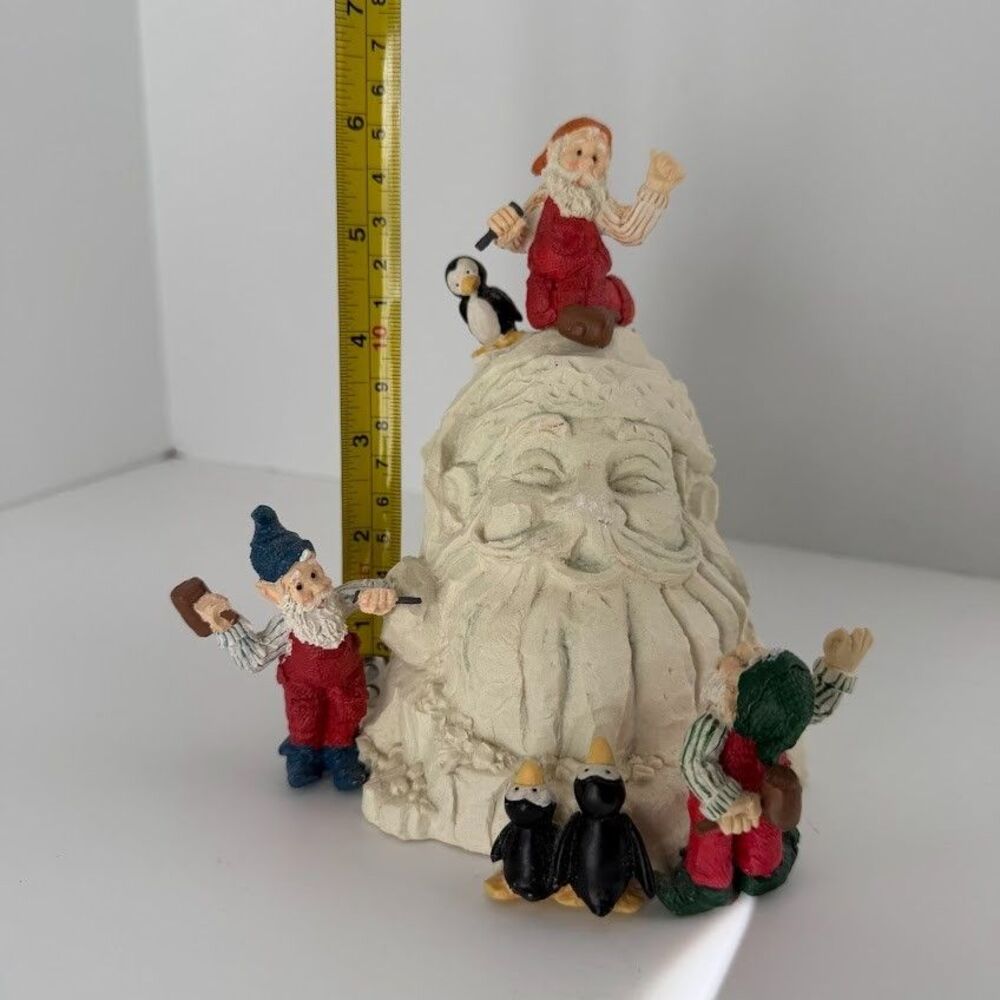 Vintage House of Lloyd Christmas Around the World "Sculpting Santa" w Box 1997 - Picture 11 of 16